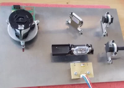 Sistema laser Lidar per identificazione e illuminazione di oggetti in movimento